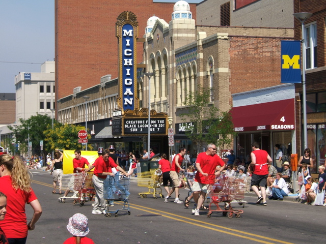 Parade5
